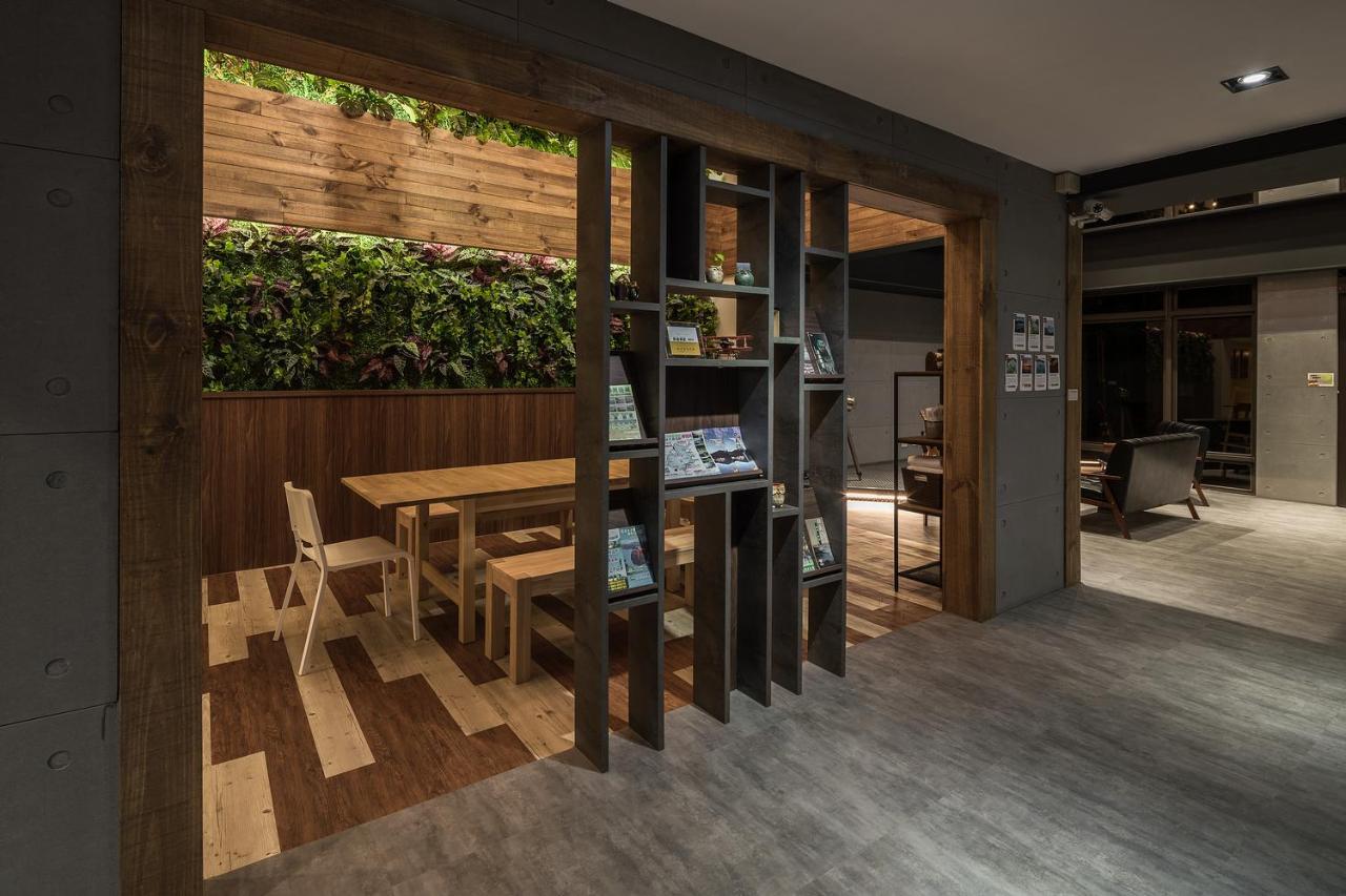 貓頭鷹旅店 Hostel Yuchi Buitenkant foto